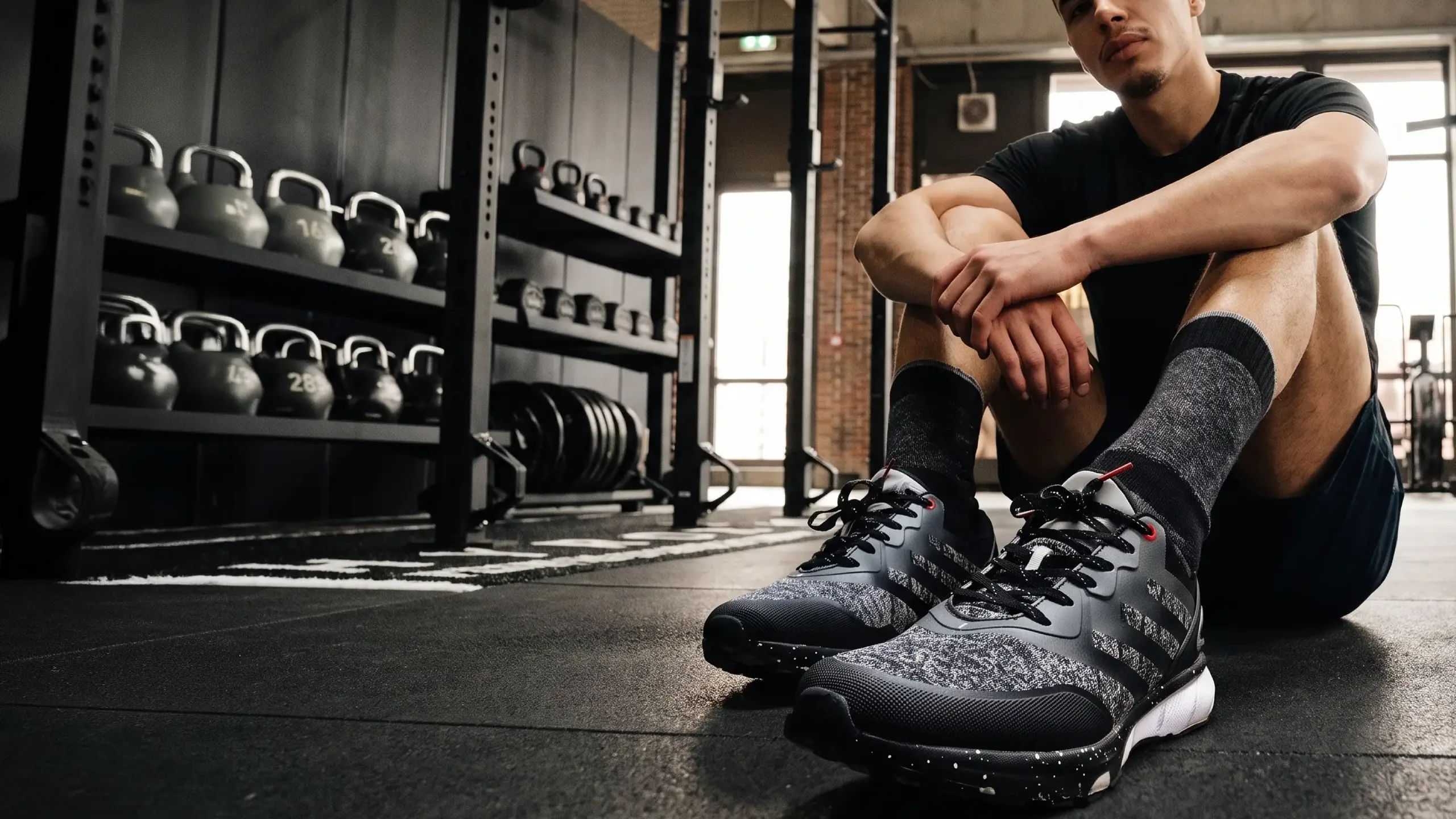 Athlete wearing the AVIA Blaster in a gym